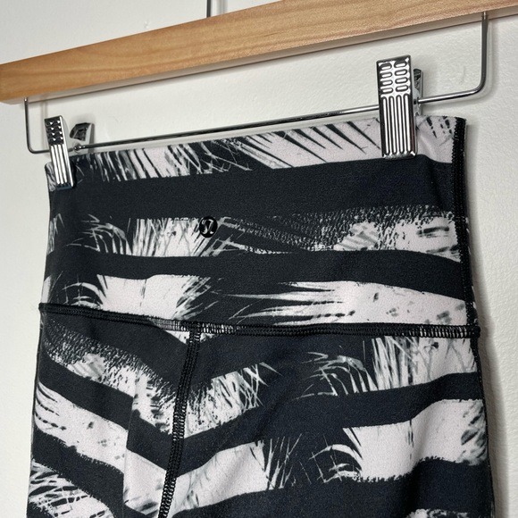lululemon | High Times Pant *Full-On Luon Shady Palms Black White 4 - Picture 3 of 5